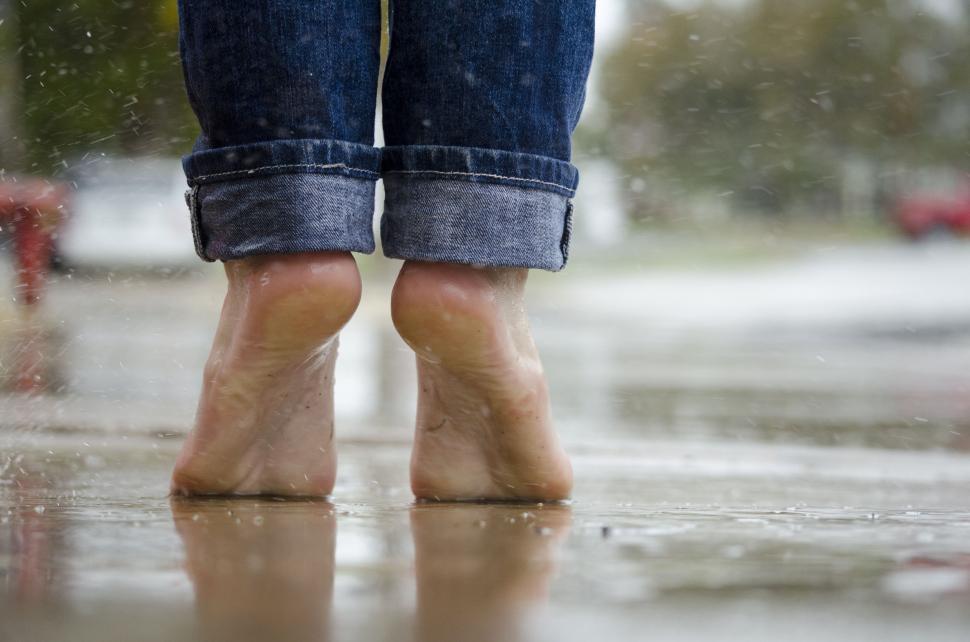 Free Image of Barefoot in Rain  