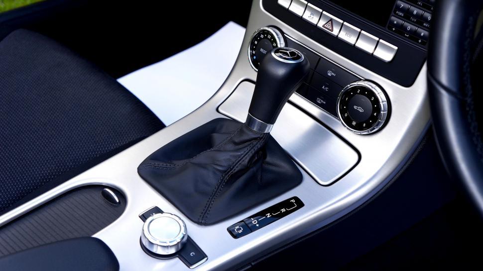 Free Image of Dashboard - Mercedes Benz  