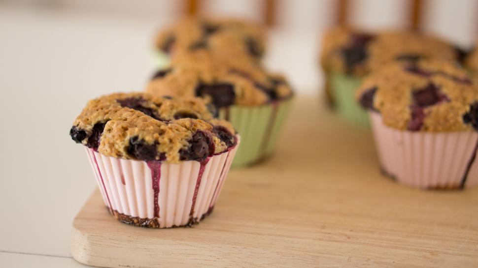 Free Image of Blueberry cupcakes  