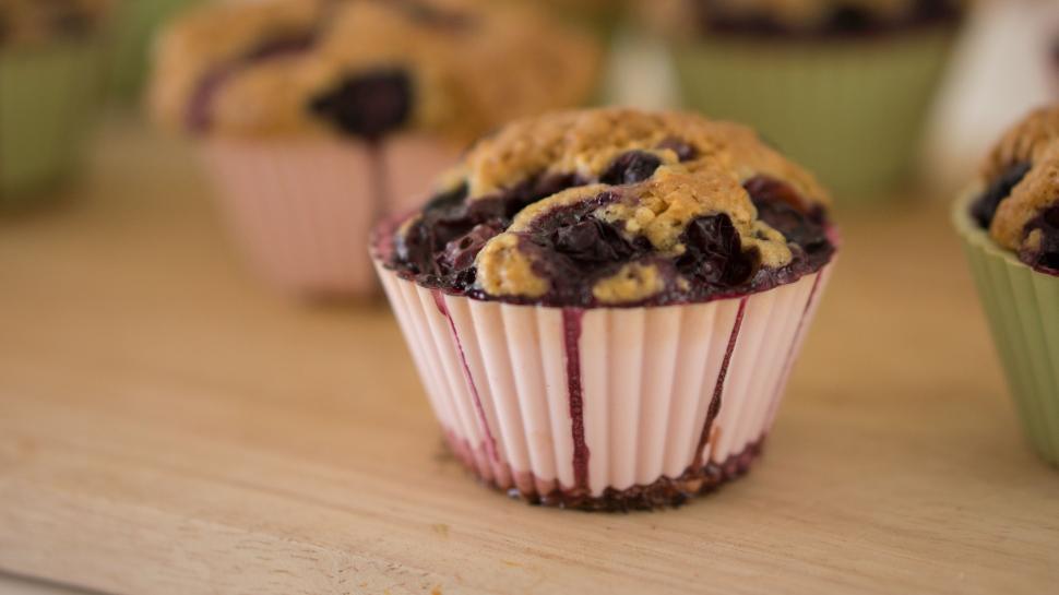 Free Image of Homemade Muffin  
