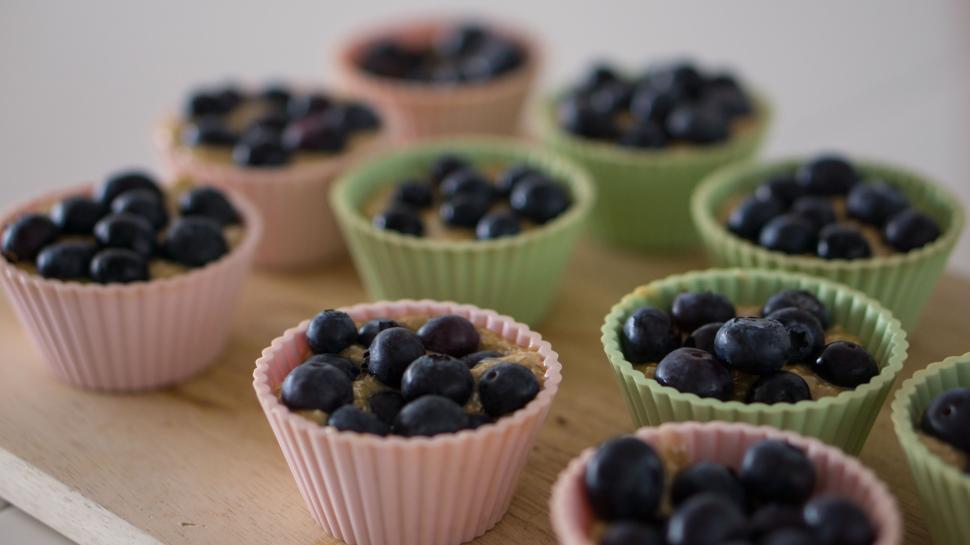Free Image of Blueberries and Cupcakes  