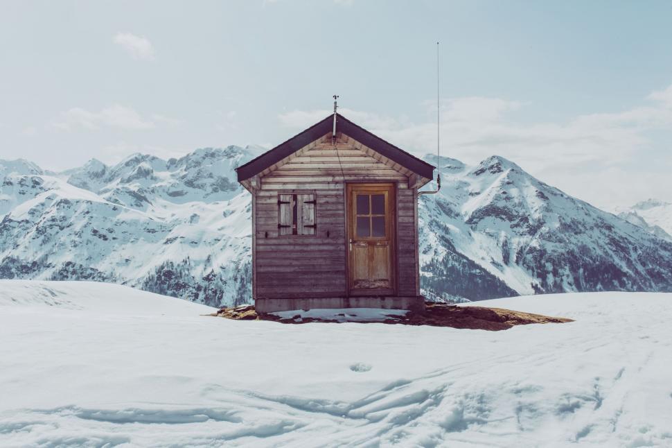 Free Image of Cabin House in Snow - Day View  