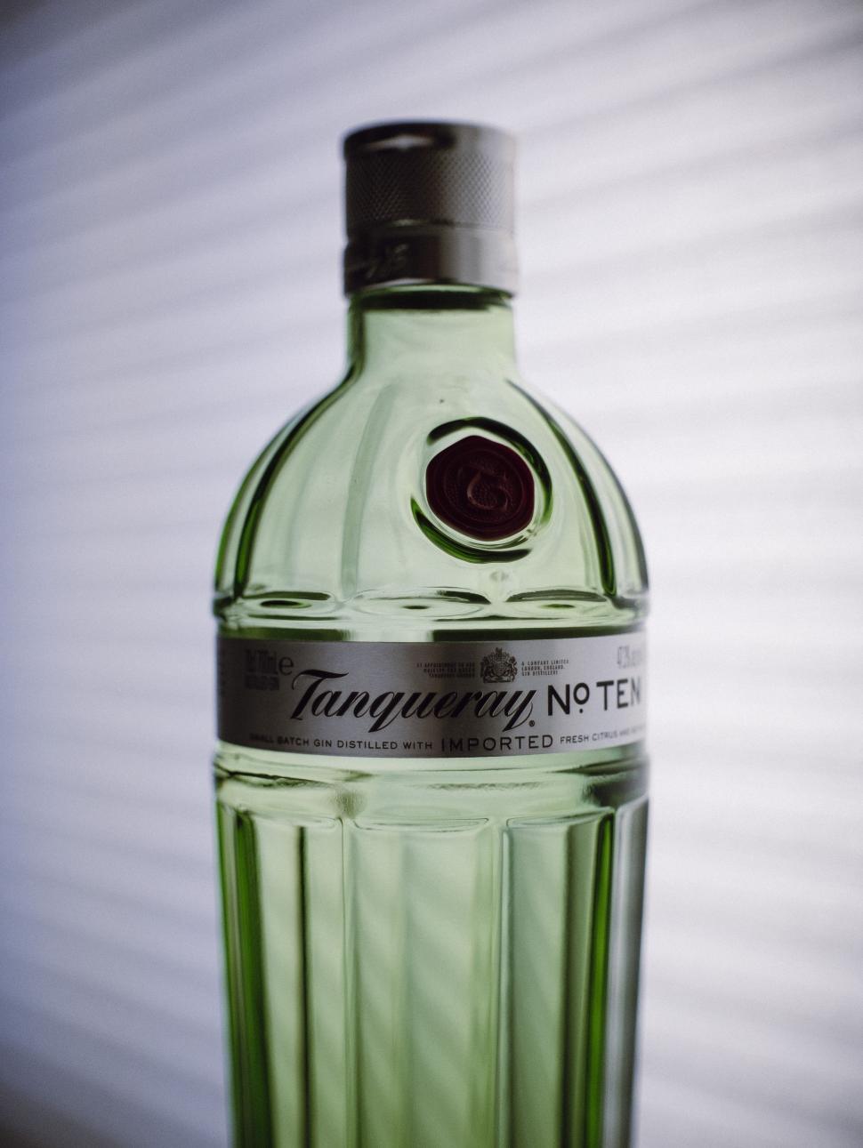 Free Image of Green Alcohol Bottle  