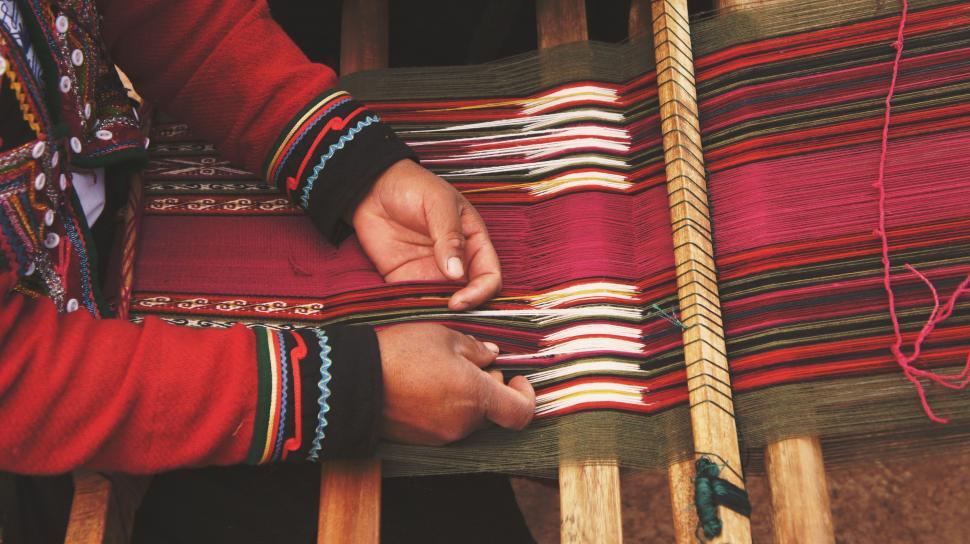 Free Image of Weaving cloth  