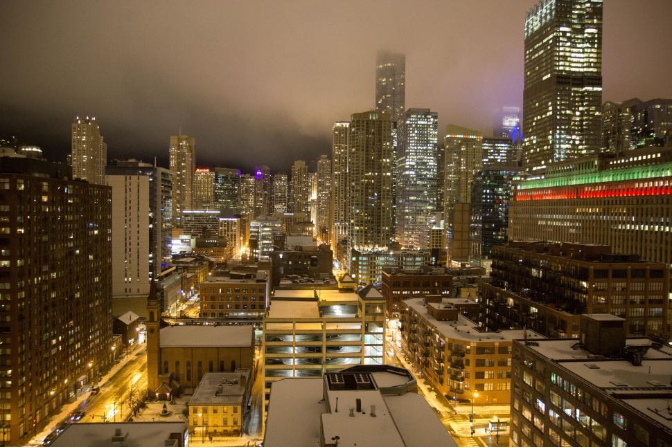 Free Image of Chicago at night  