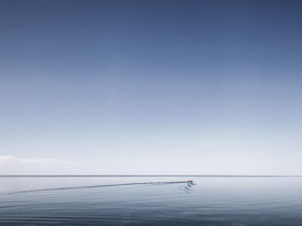 Free Image of Ocean and Sky with boat  