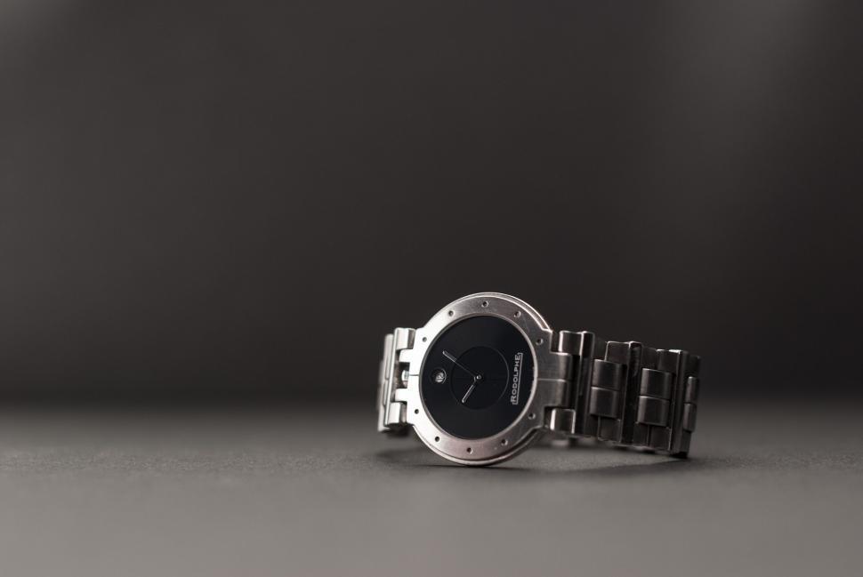 Free Image of Metal Wristwatch 