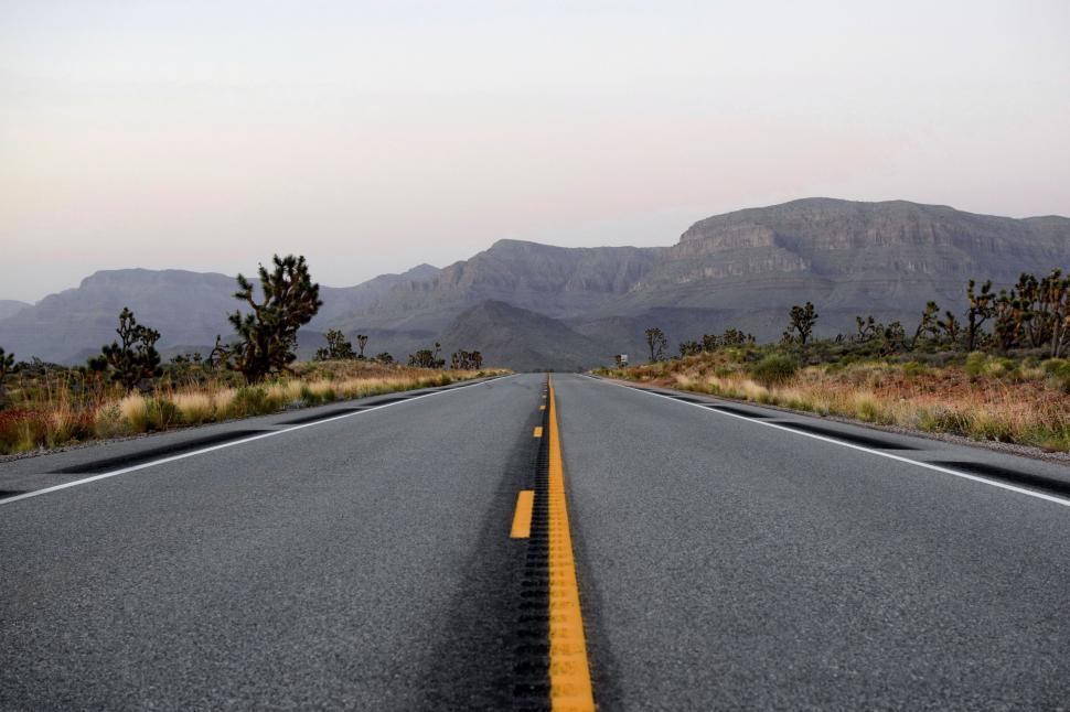 Free Image of Road with Mountains  