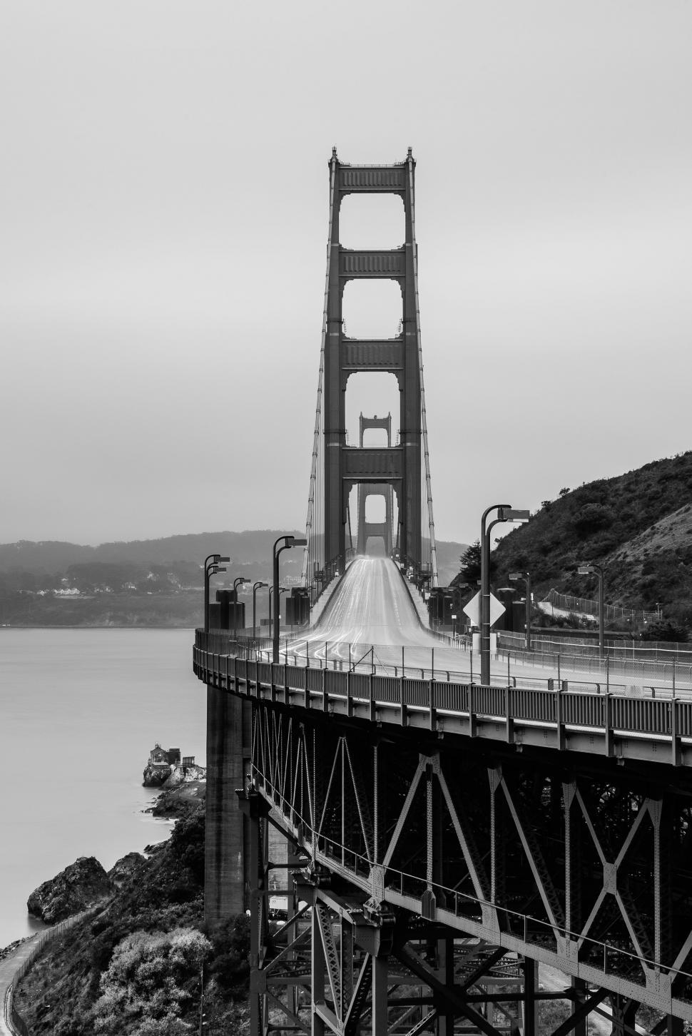 Free Image of Golden Gate Bridge - Monochrome  