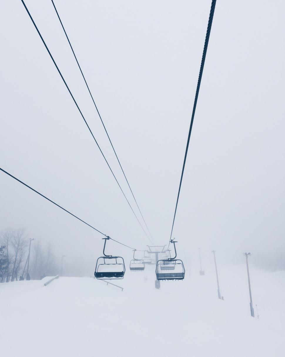 Free Image of Ski lift in snow  