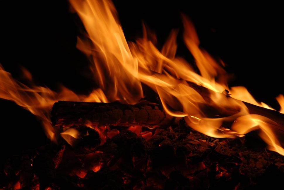 Free Image of Campfire  