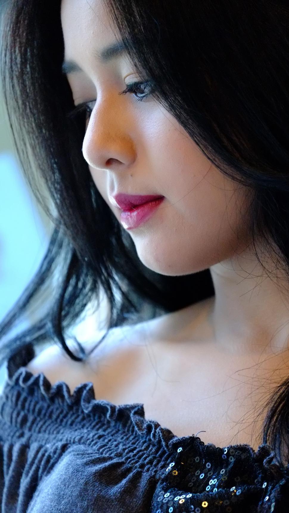 Free Image of Young Asian Woman  