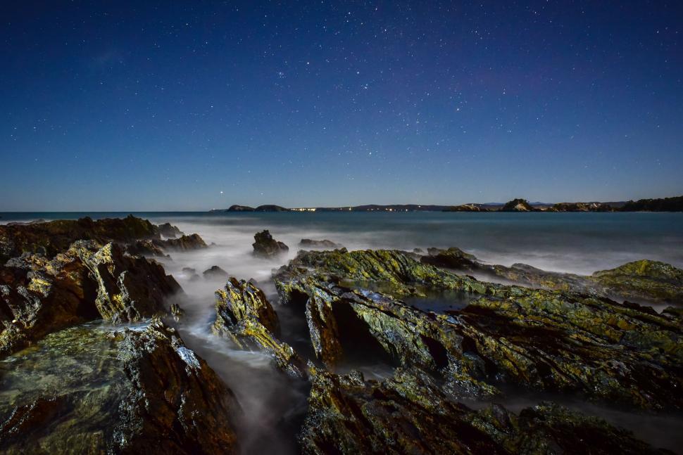 Free Image of Ocean and Stars  