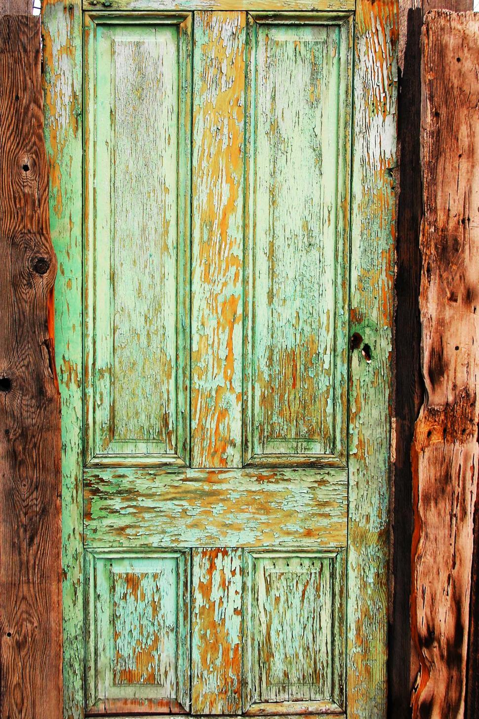 Free Image of Painted green door 