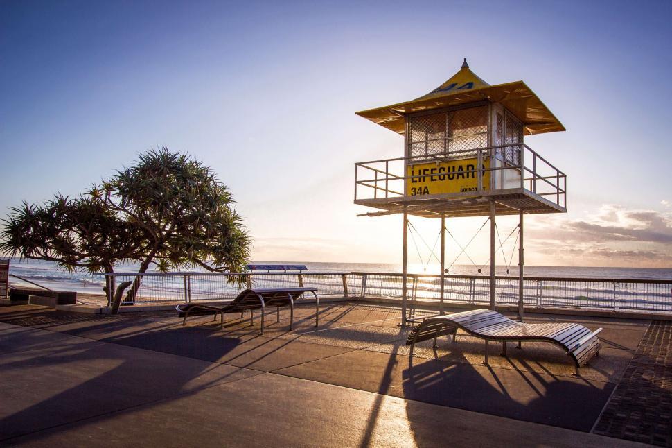 Free Image of Lifeguard tower and sunset sky  