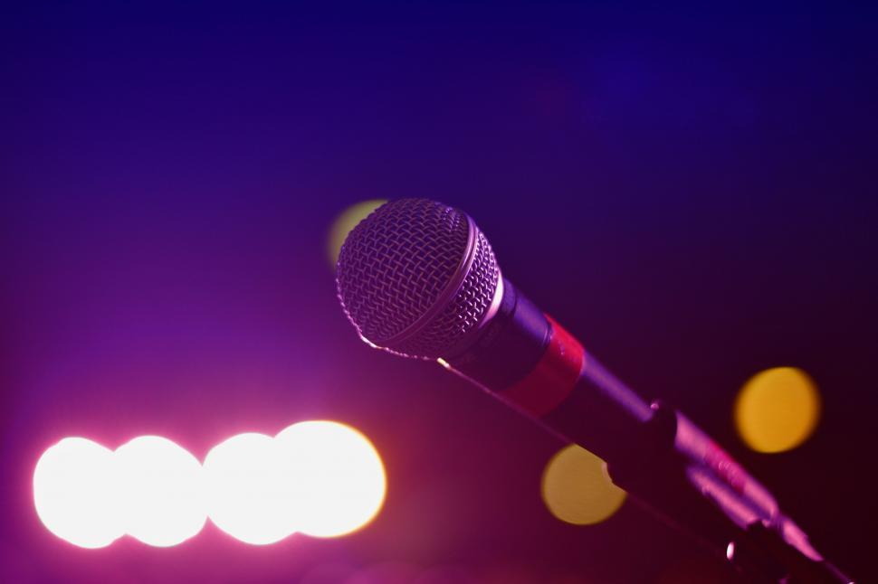 Free Image of Microphone and lights  