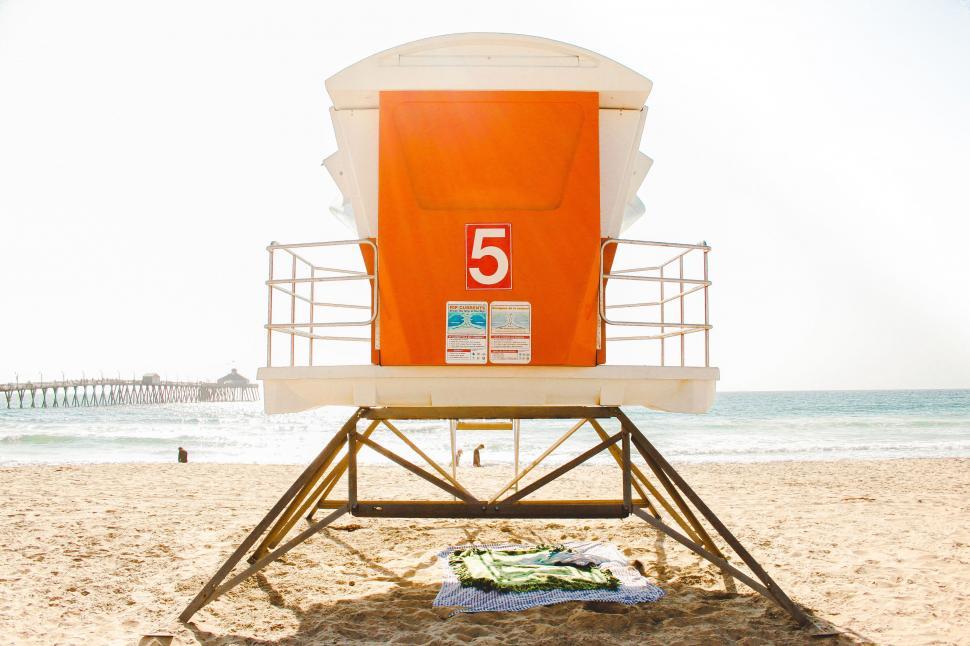 Free Image of Orange lifeguard tower 