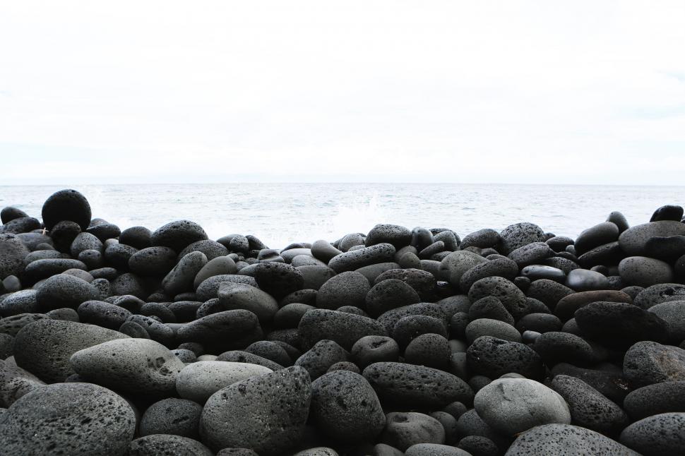 Free Image of Beach Stones  