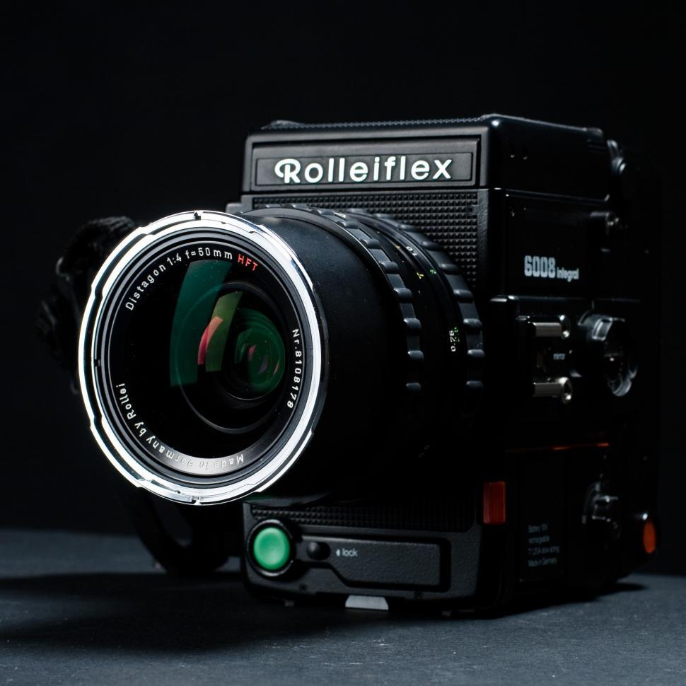 Free Image of Rolleiflex Camera  