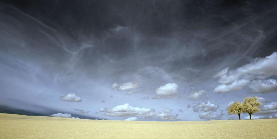 Free Image of Dramatic Clouds  