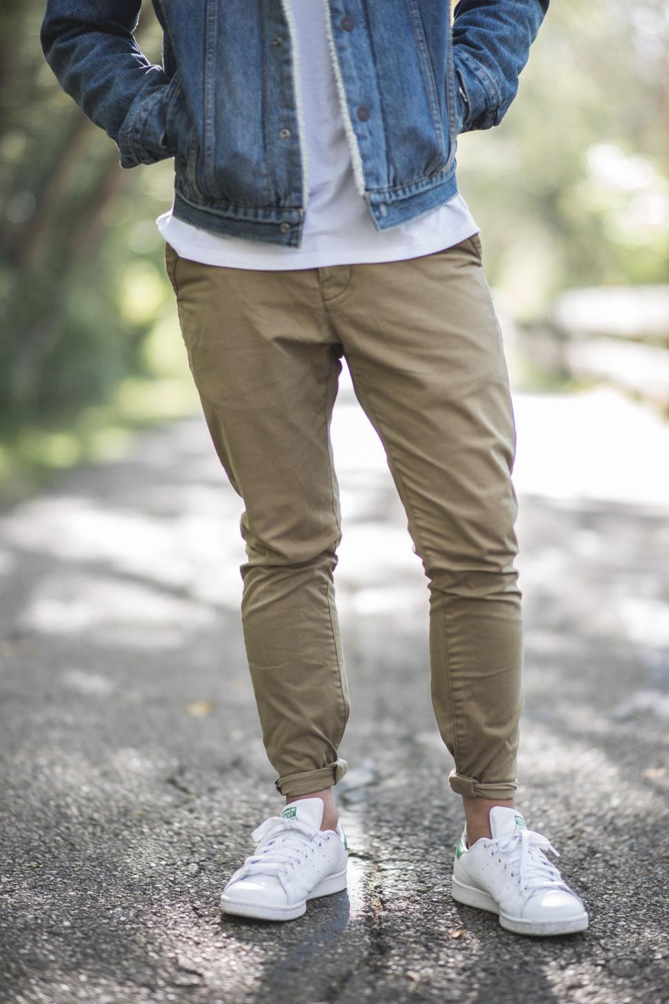 Free Image of Young man in beige trousers 