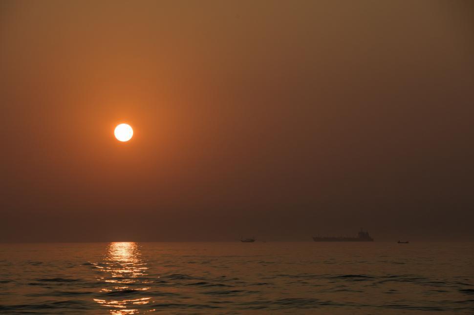 Free Image of Sunset and Ocean  