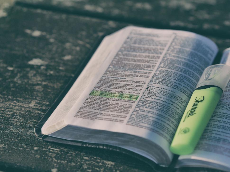 Free Image of Bible and Highlighter 
