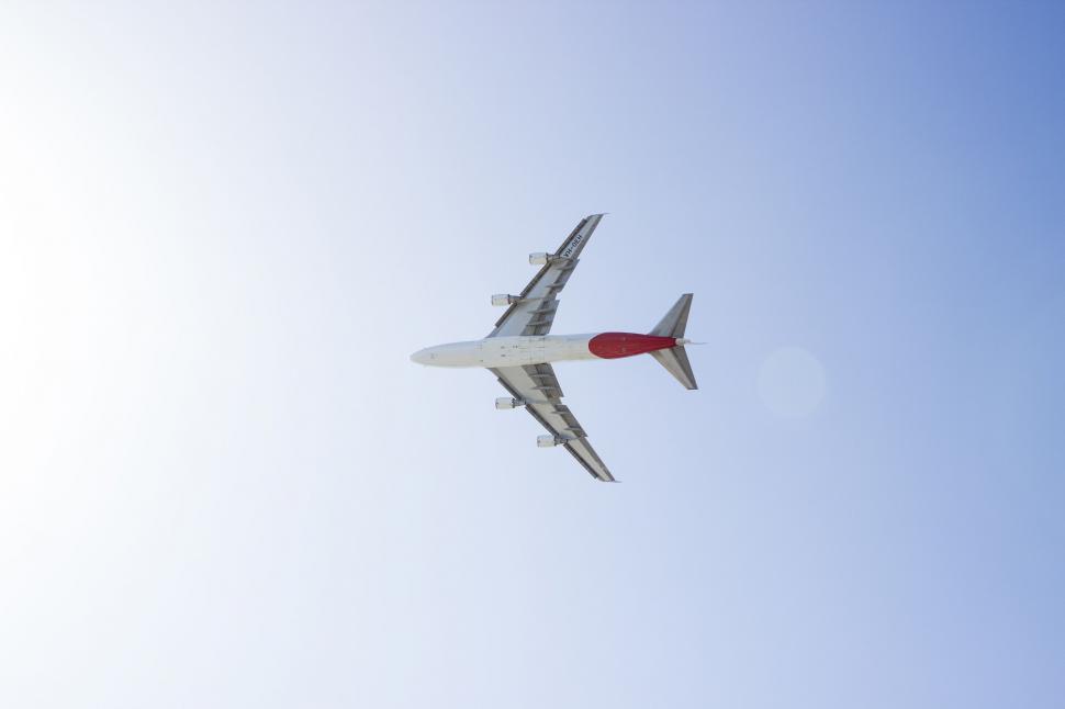 Free Image of Aeroplane in sky  