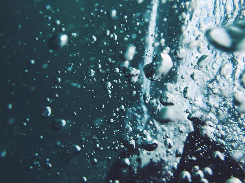 Free Image of Air bubbles 