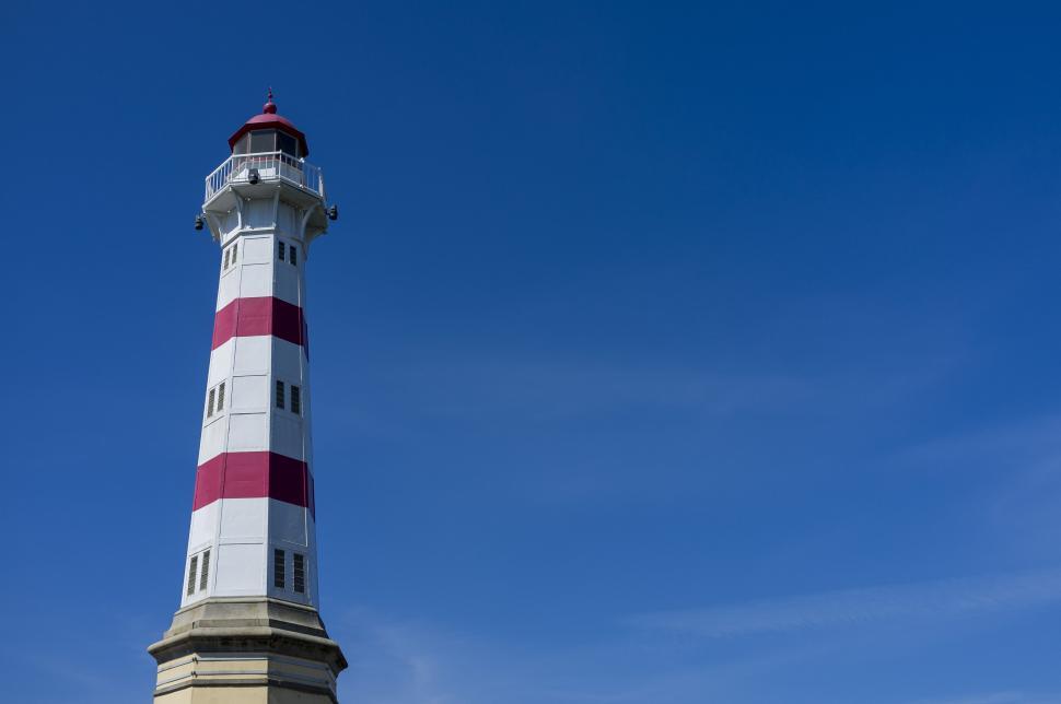 Free Image of Lighthouse and Sky 