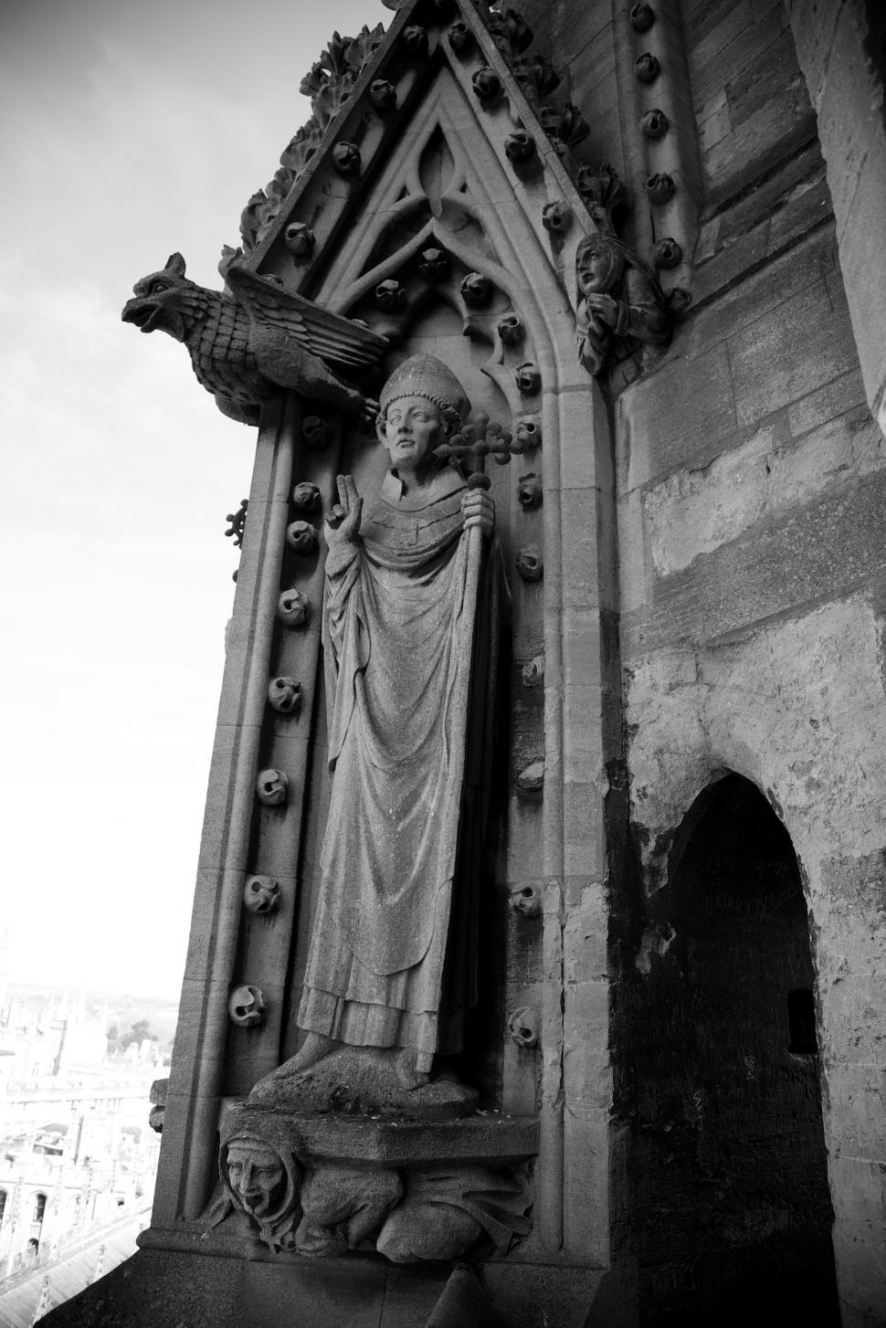 Free Image of Black and White Photo of a Statue 