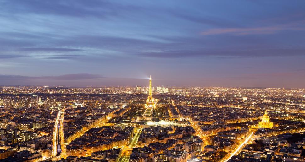 Free Image of High Angle View of Paris At Night  