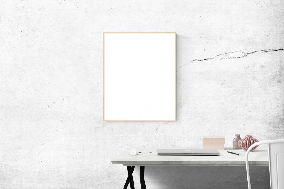 Free Image of Blank Picture Frame  
