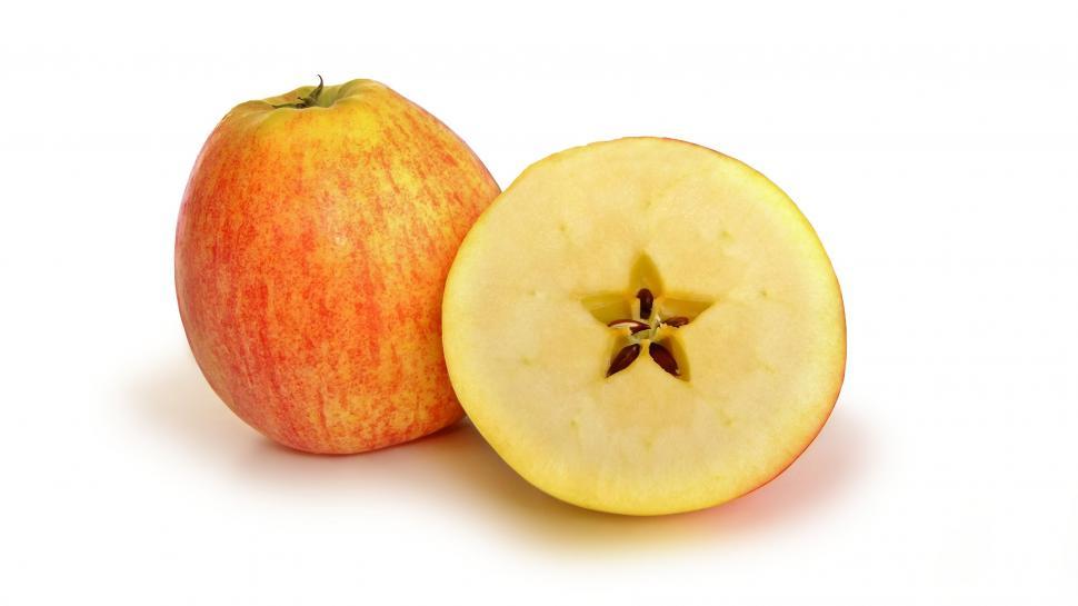 Free Image of Apple and slice with star-shape in center 