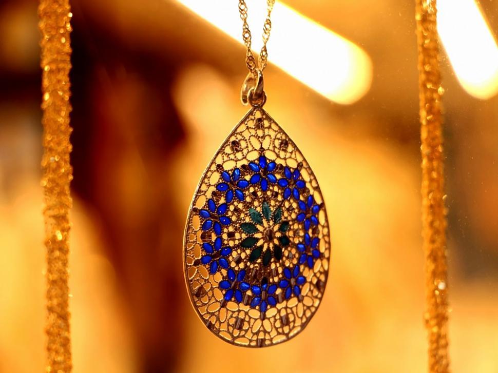Free Image of Blue Gemstones Pendant 