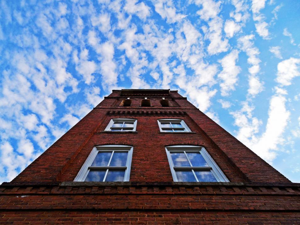 Free Image of Bell tower with wispy clouds  