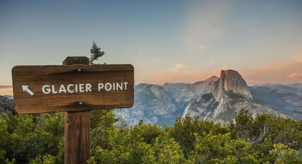 Free Image of Glacier Point Sign Board 