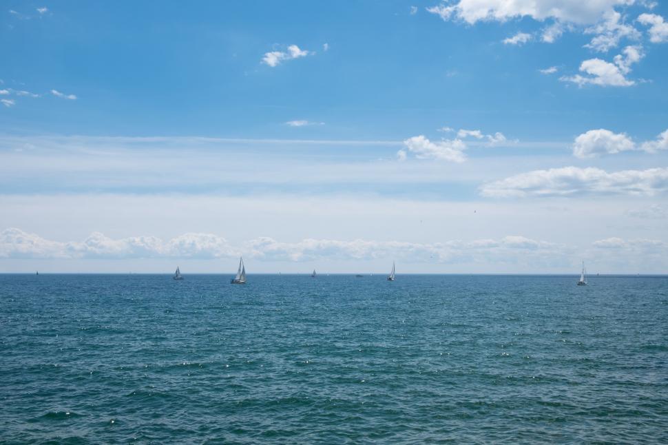 Free Image of Sailboats in Ocean  
