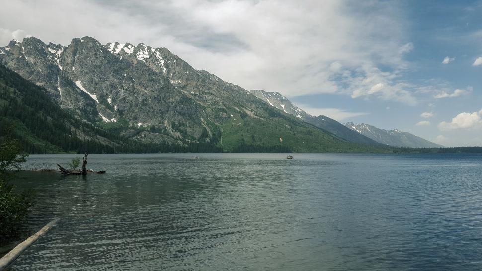 Free Image of Jackson Lake and Mountains  