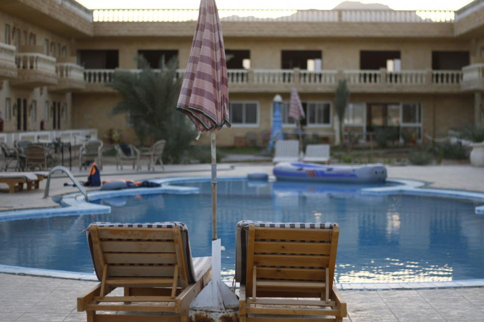 Free Image of Hotel Swimming Pool  