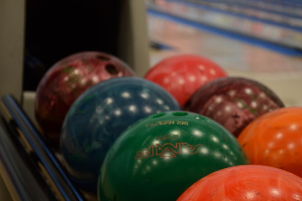 Free Image of Bowling balls 