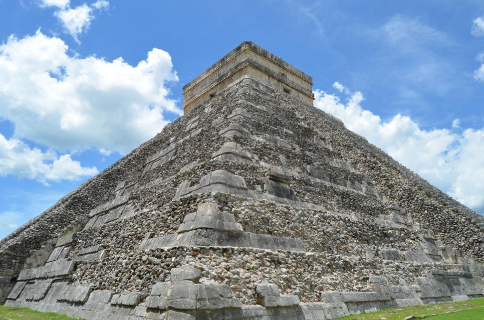 Free Image of Mayan pyramid 