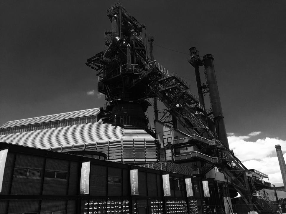 Free Image of Industrial factory - B&W 