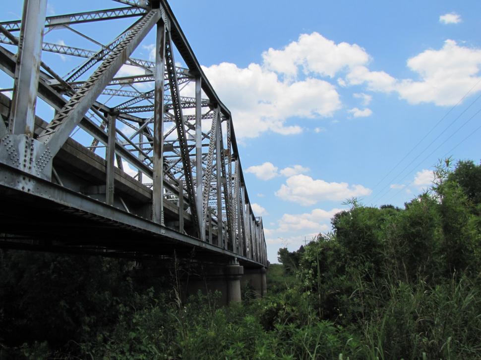 Free Image of Steel Bridge and Blue Sky 