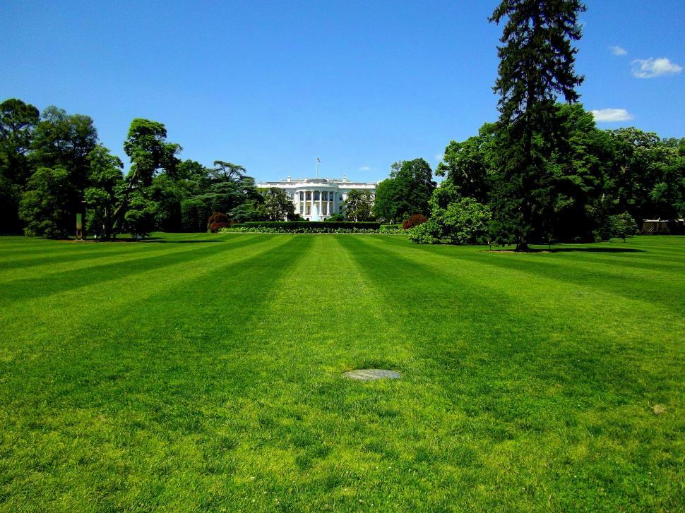 Free Image of White House and Green Grass  