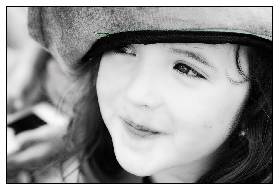 Free Image of Cute Little Girl in hat  