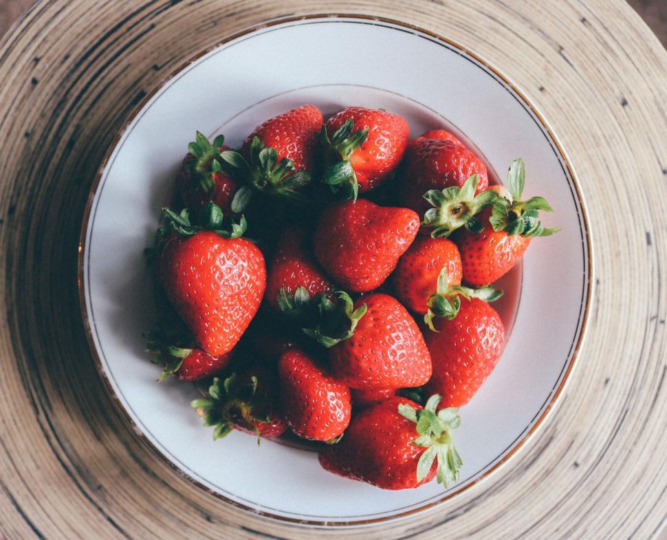 Free Image of Fresh Strawberries 
