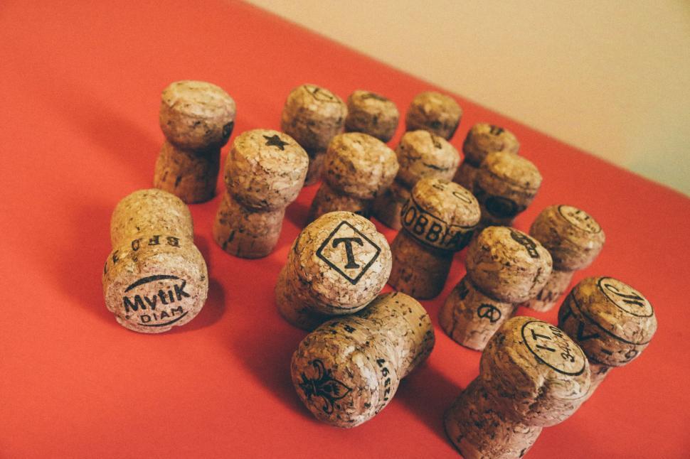 Free Image of Wooden Wine corks 