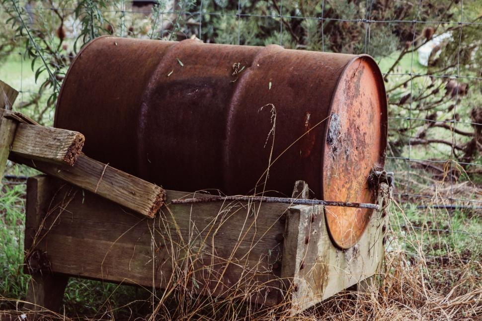 Free Image of Rusty Barrel  