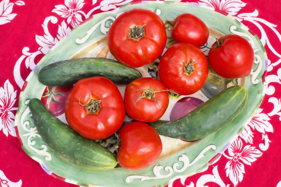 Free Image of Tomatoes and Cucumbers - Uncut 